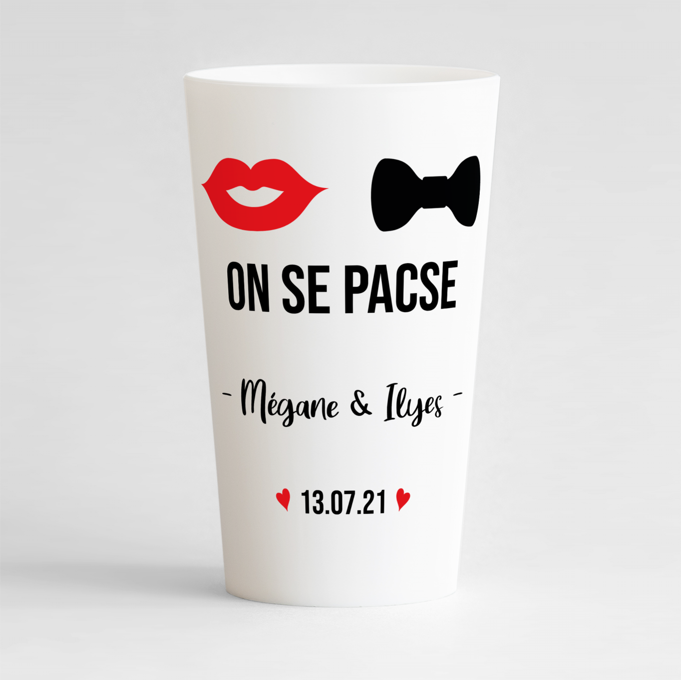 Un ecocup blanc de face personnalisé pour un pacs