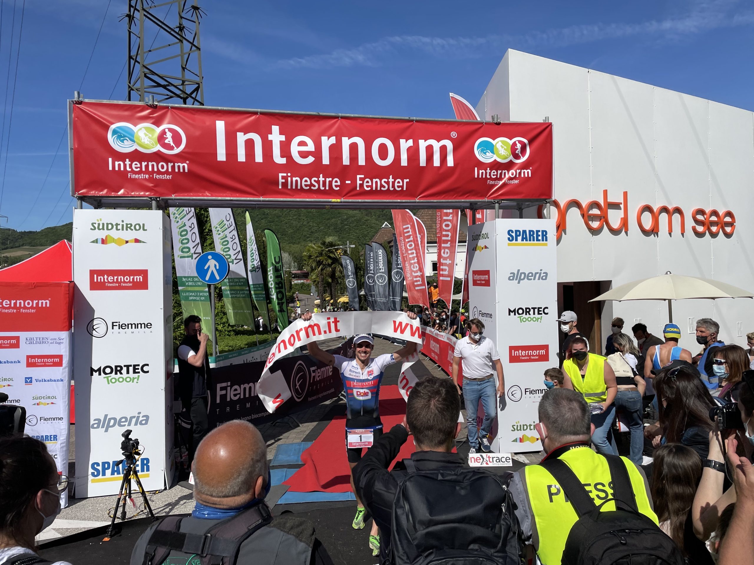 Triathlon di grande successo come le finestre Internorm