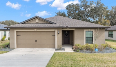 6898 Redbay Dr  Brooksville, FL 34602 – 3 Beds / 2 Bath – $295,000 3D Model