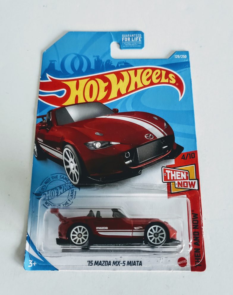 Details about   Hot Wheels 2021 Then And Now 4/10 '15 Mazda MX-5 Miata 129/250 F Series Red