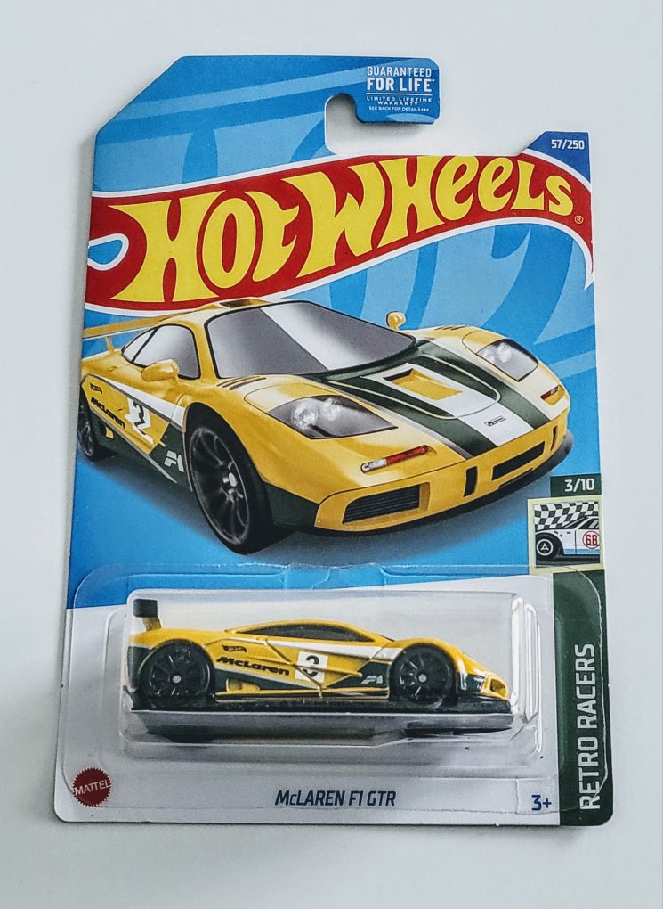 Hot Wheels 2022 Retro Racers 3 of 10 Mclaren F1 GTR Teal Yellow Kroger