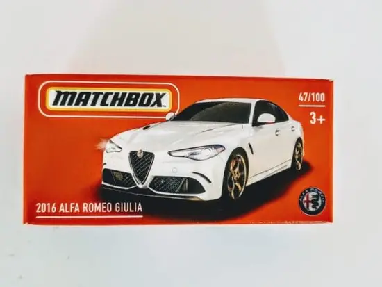 Matchbox 2021 Power Grabs MBX City 47 of 100 2016 Alfa Romeo Guilia white DNK70
