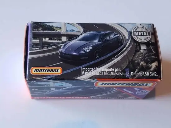 Matchbox 2020 Power Grabs MBX Highway 2010 Porsche Panamera GKN49