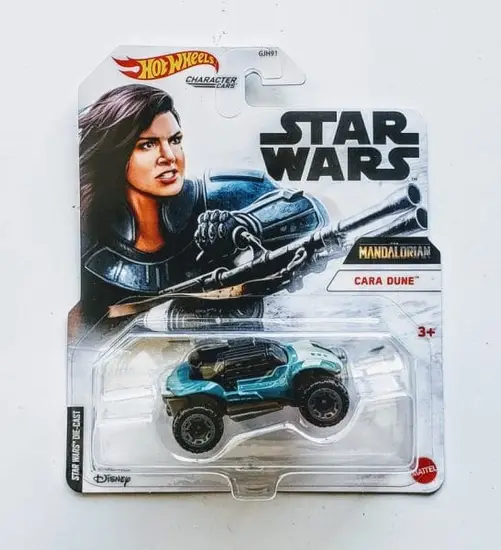 Hot Wheels 2021 Star Wars Character Cars Mandolorian Cara Dune GRM29