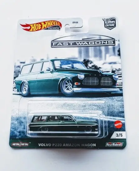 Hot Wheels 2021 Fast Wagons 3 of 5 Volvo Amazon P220 Wagon GRJ64