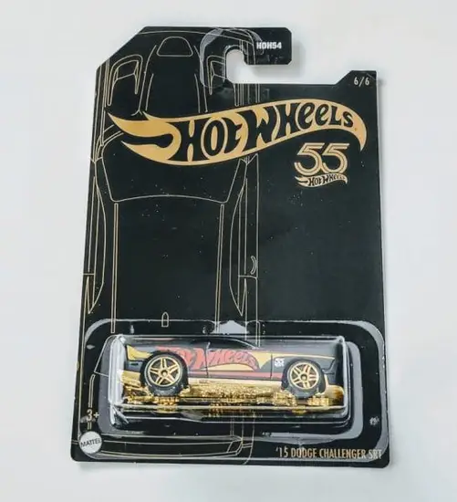 Hot wheels 2023 55th anniversary pearl and chrome 6 of 6 2015 Dodge Challenger SRT HLK01