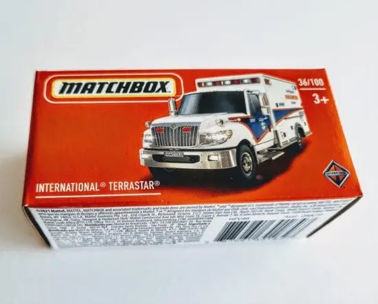 Matchbox 2022 Power Grabs MBX City 36 of 100 International Terrastar Peel Regional Ambulance White HFV46