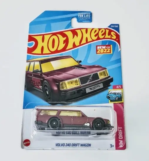 Hot Wheels 2022 HW Drift 4 of 5 Volvo 240 Drift Wagon red