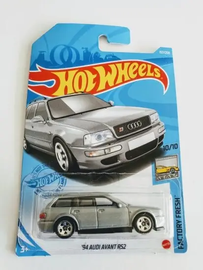 Hot Wheels 2021 Factory Fresh 10 of 10 - 1994 Audi Avant RS2 GRX27 (Gray)
