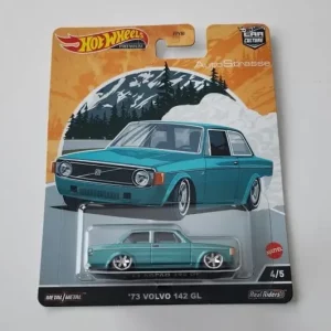 Hot Wheels 2022 Car Culture Auto Strasse 4 of 5 1973 Volvo 142 GL Teal HCJ87