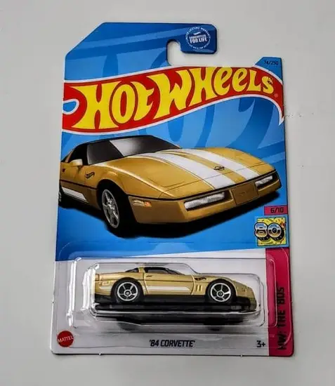 Hot Wheels 2023 HW The 80s 6 of 10 - 1984 Corvette  gold HKG83