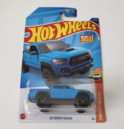 Hot Wheels 2022 HW Hot Trucks 4 of 10 - 2020 Toyota Tacoma Blue HCT18