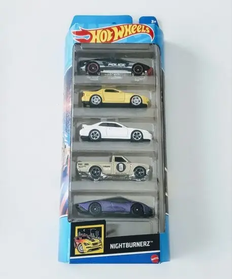 Hot Wheels 2022 5 packs Night Burnerz HFV93 - Datsun 620 Kaido House