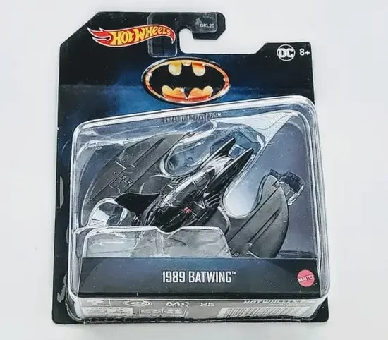 Hot wheels 2023 Batman Premium 1:50 scale - 1989 Batwing HFD81