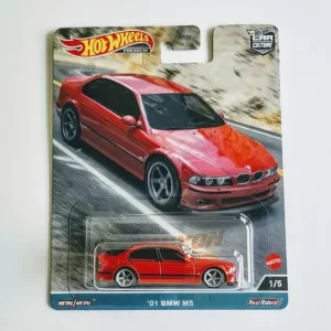 Hot wheels 2023 Car Culture Canyon Warriors 1 of 5 -2001 BMW M5 red HKC52