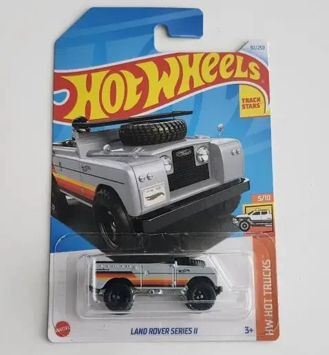 Hot Wheels 2024 HW Hot Trucks 5 of 10 Land Rover Series II gray
