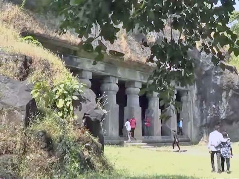 Exploring Elephanta Island: A perfect weekend getaway.