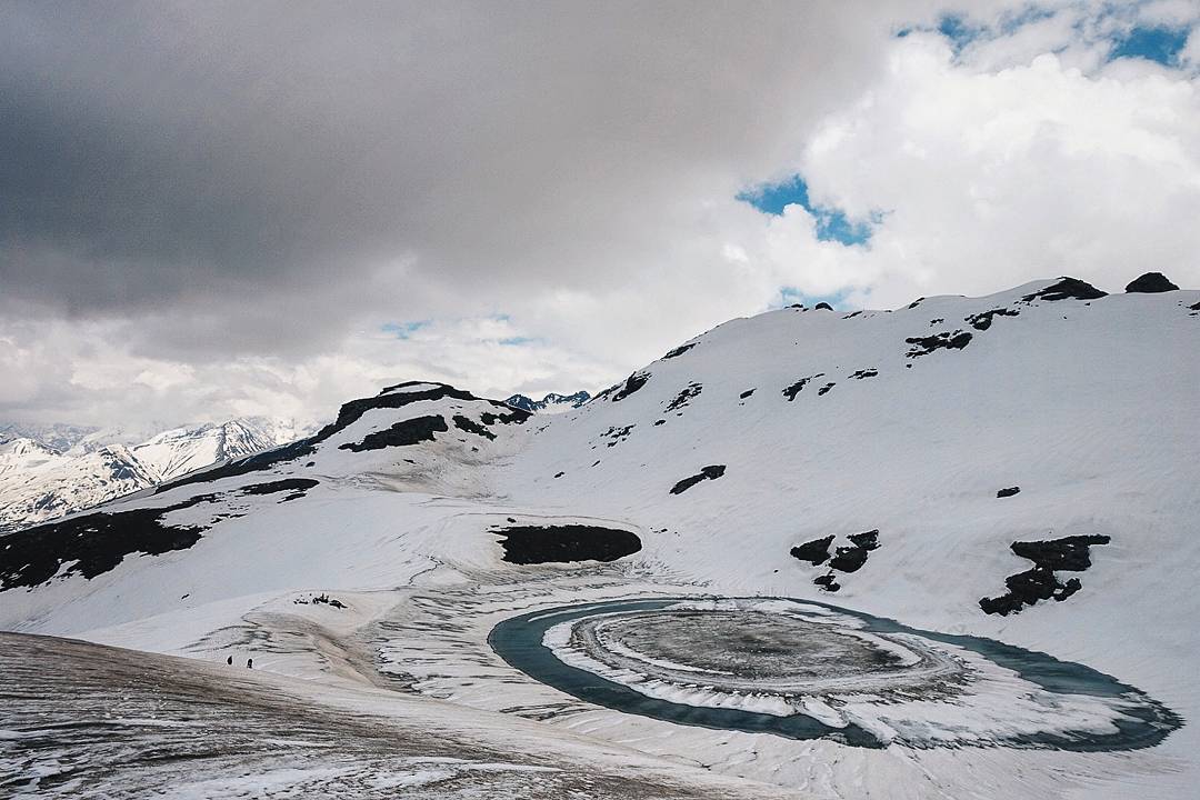 Trek To These Glacial Lakes In Himachal Pradesh