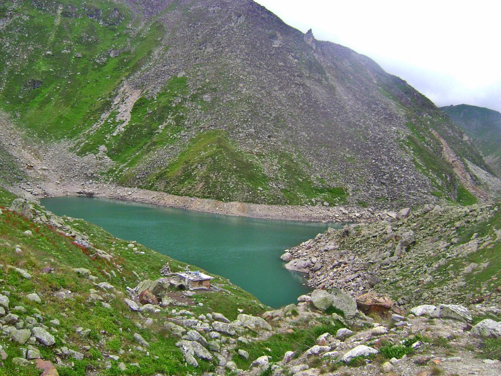 satopanth lake trek itinerary justwravel