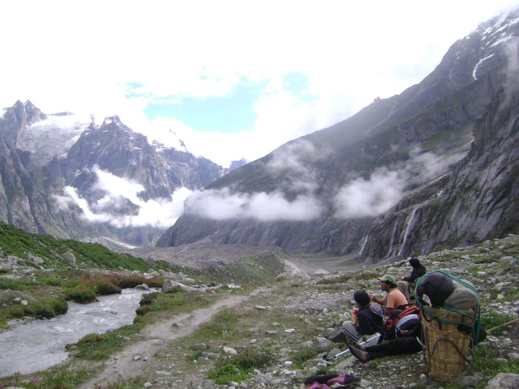 satopanth lake trek itinerary justwravel