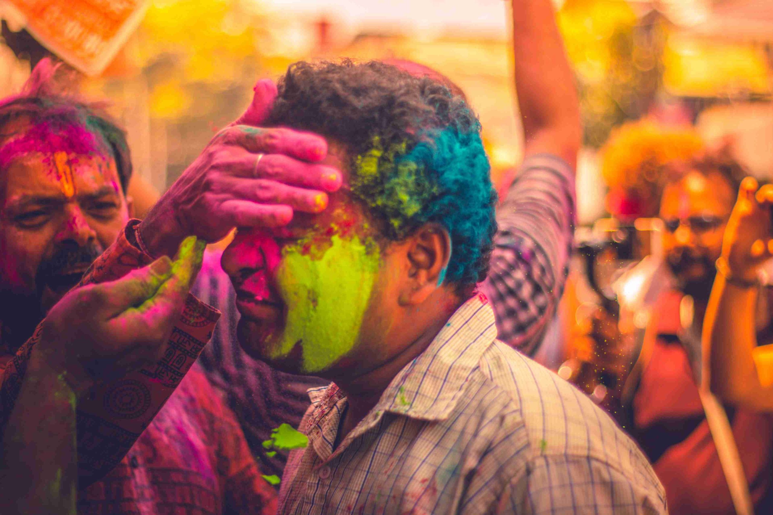 Top 5 Unusual Tourist Spots to celebrate Holi in 2020