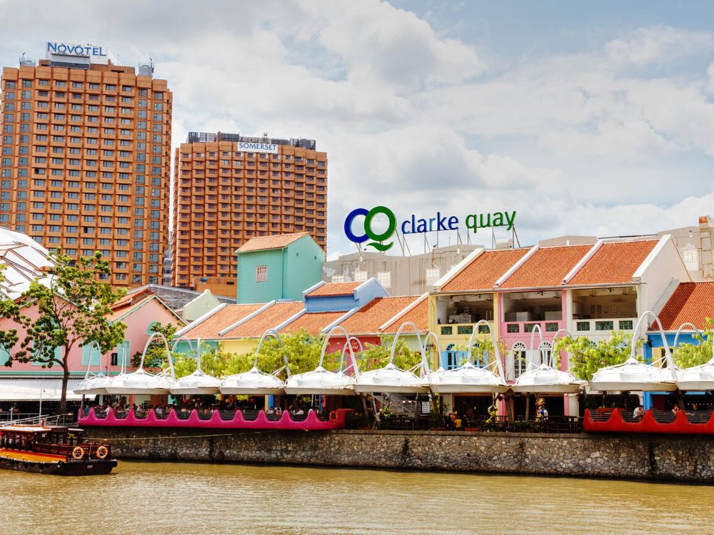 Clarke quay, riverfront