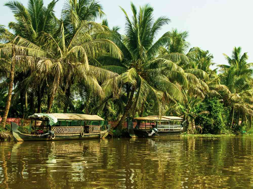Kerala Backwaters with Houseboats