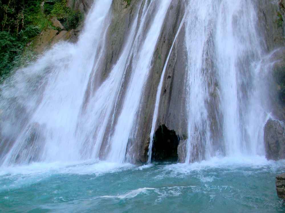 kempty fall mussoorie