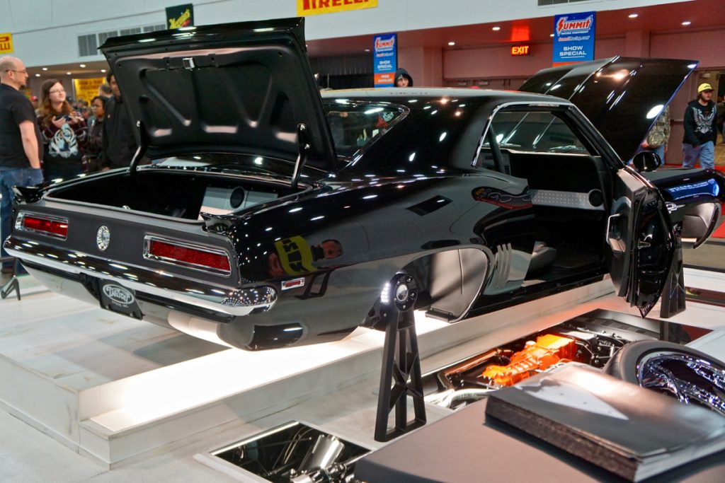 Great 8 Detroit Autorama Tux Detroit Speed and Engineering 69 Camaro (5)