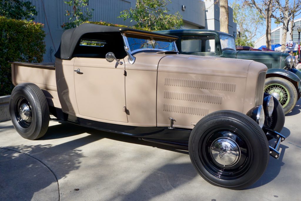 Grand Daddy Drive-In GNRS 2019 Grand National Roadster Show