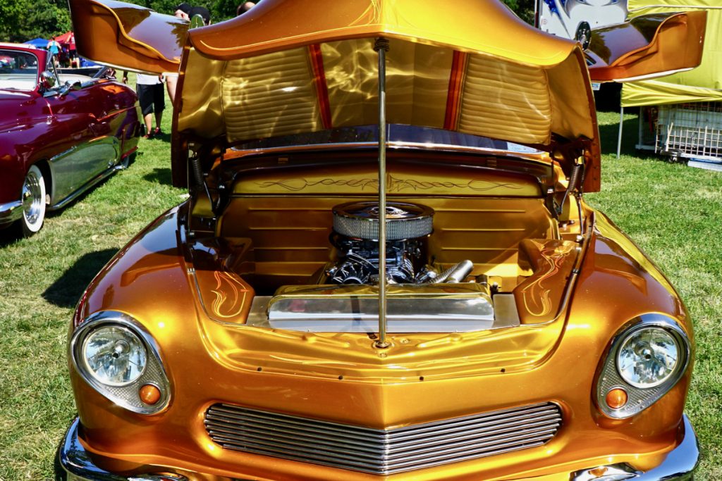 1951 Karat Gold Mercury