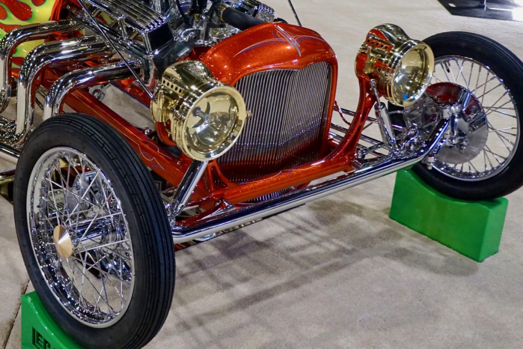 Leg Show T AMBR Contender GNRS 2020 America's Most Beautiful Roadster