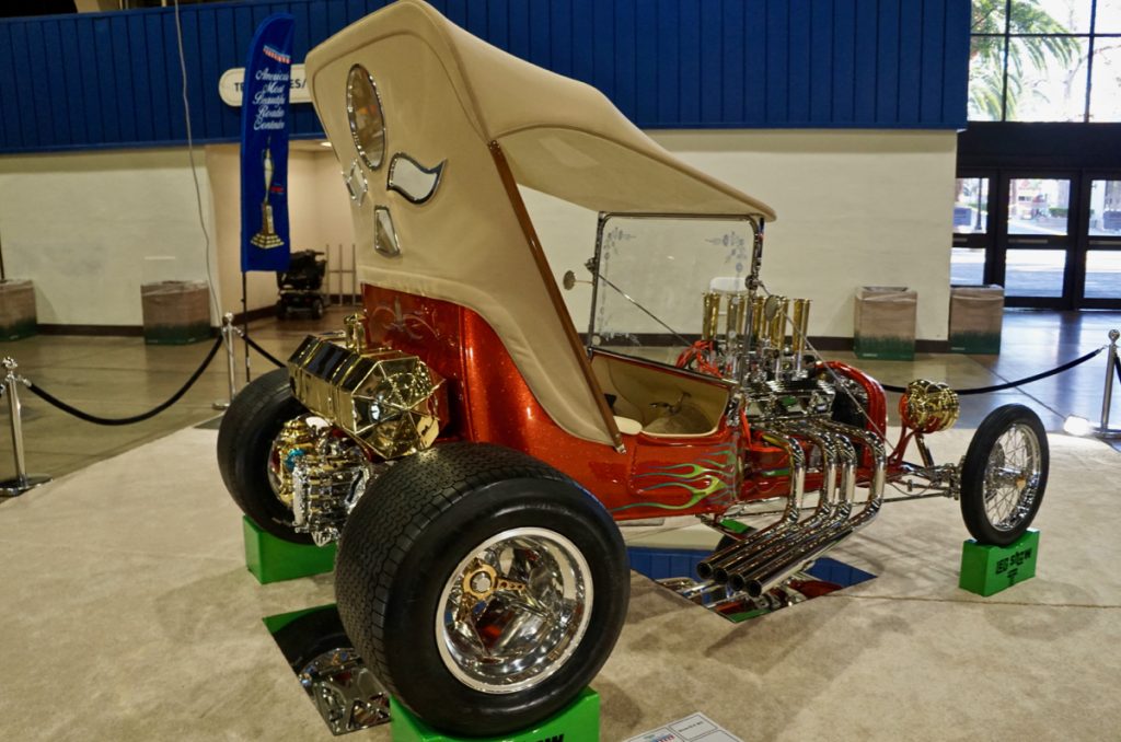 Leg Show T AMBR Contender GNRS 2020 America's Most Beautiful Roadster