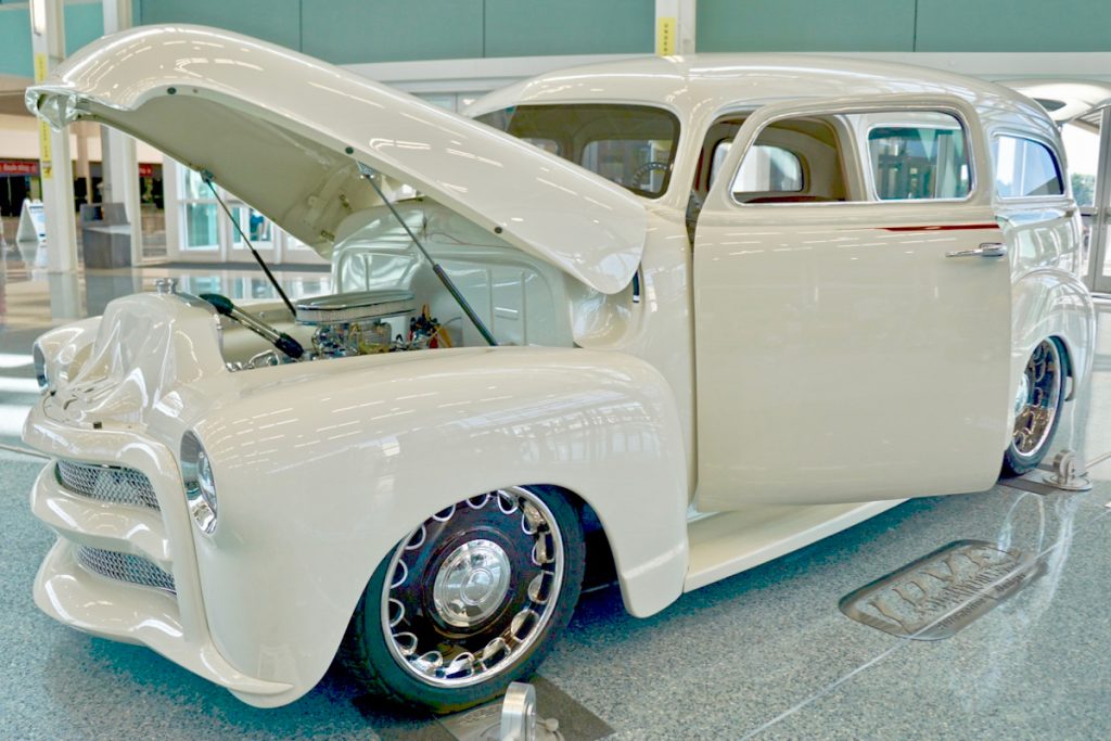 Love Kustoms 1950 Chevy Suburban NSRA Street Rod Nationals (51)