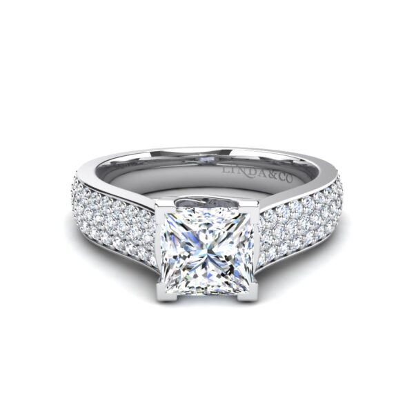 Princess Cut Centre Diamond