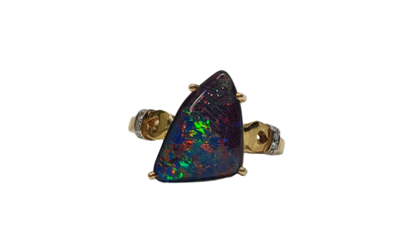 9ct yellow gold Irregular shaped Opal and diamond ring_0