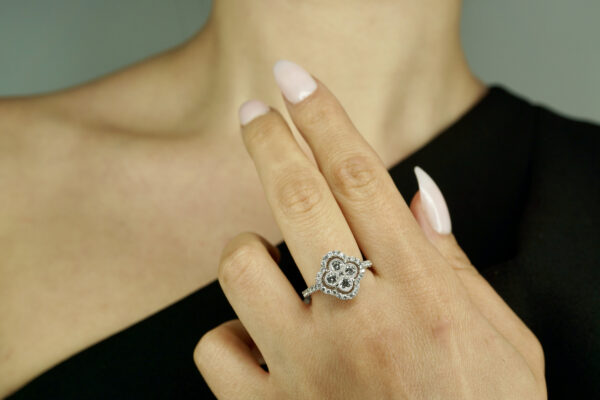 White Gold Diamond Clover Ring_0