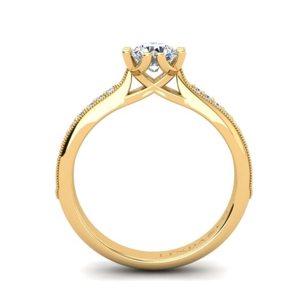 Eight Claw Solitaire engagement ring