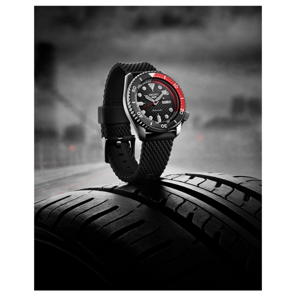 Seiko Supercars SRPJ95K with Extra Strap_2