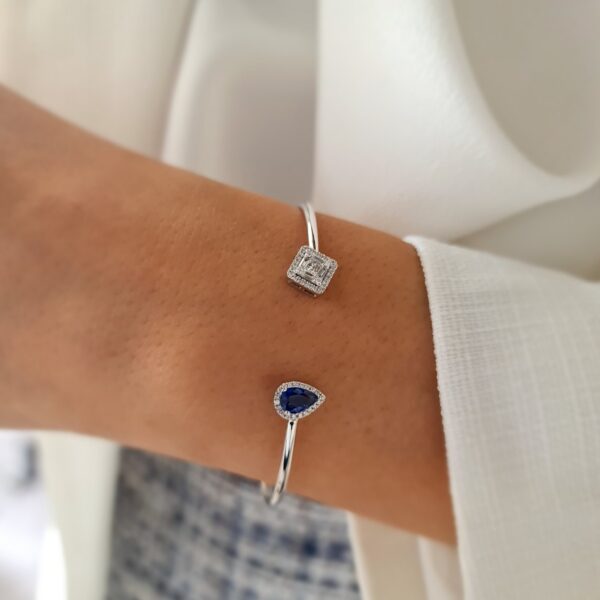 18Ct White Gold Toi Et Moi Cuff Bangle Teardrop Ceylon Sapphire & DiamondsCeylon Sapphire._1