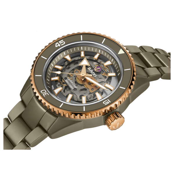 Rado Captain Cook High-Tech Ceramic Skeleton R32150162_1