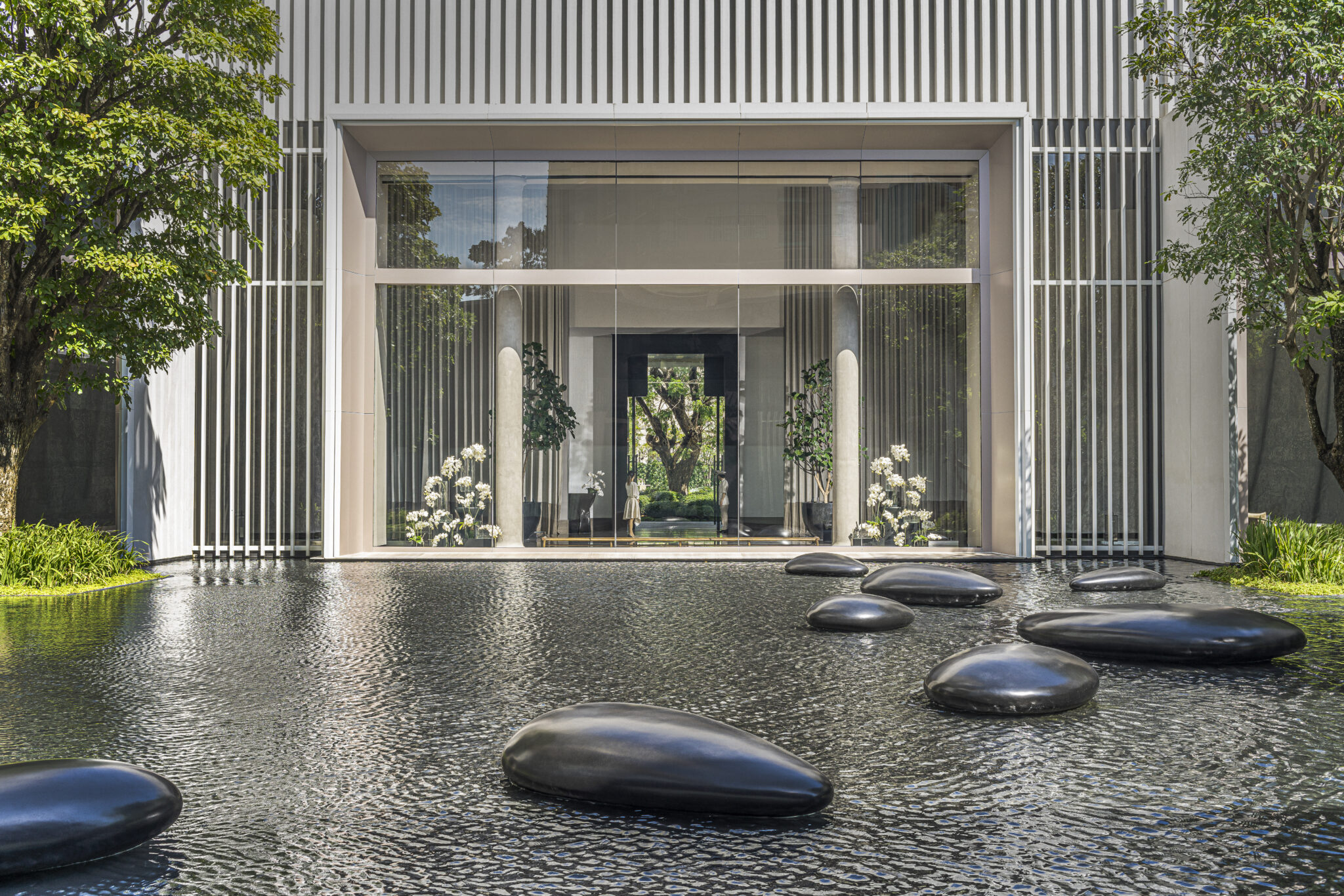 Four Seasons Hotel: An urban retreat by the Chao Phraya River in Bangkok