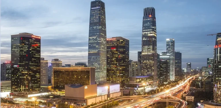 China World Summit Wing hosts the Beijing Vertical Run