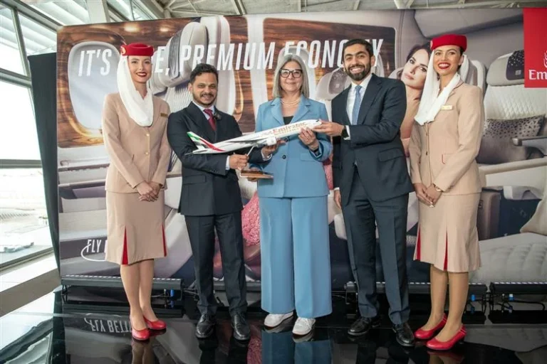Emirates welcomes its first retrofitted Boeing 777 in Africa
