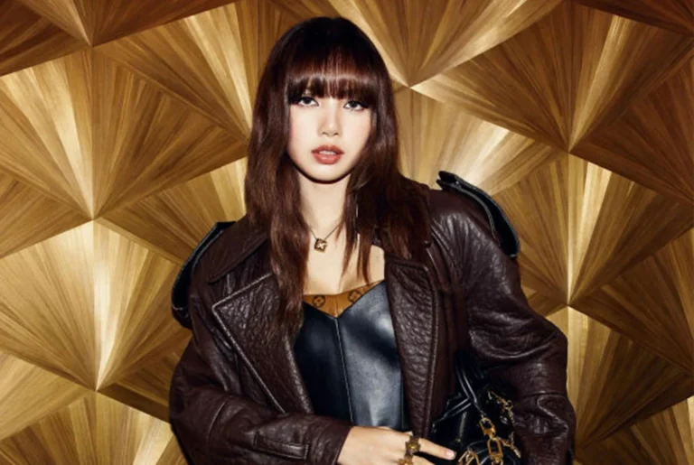 Lalisa “Lisa” Manobal made the “Amazing Thailand Ambassador” by TAT