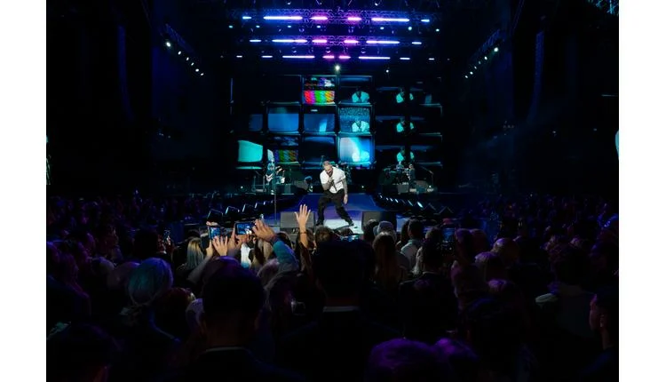 Maroon 5 headlines Atlantis, The Palm’s New Year gala