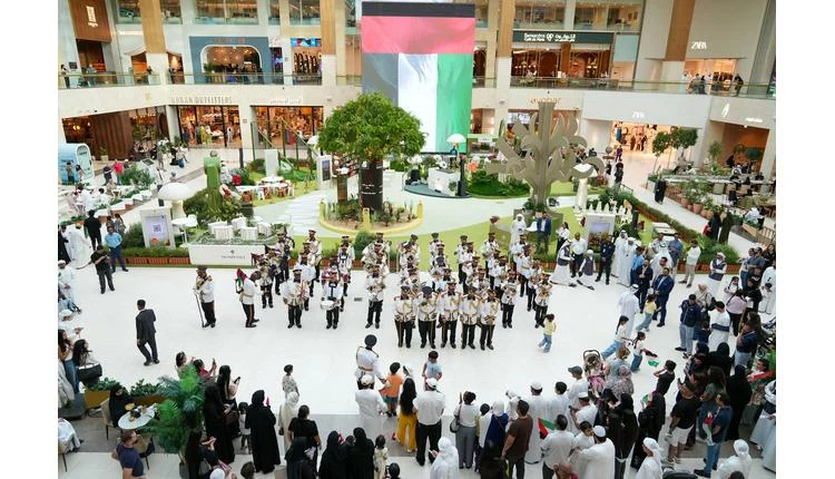 Yas Mall unveils ‘Tree of Gratitude’ artwork