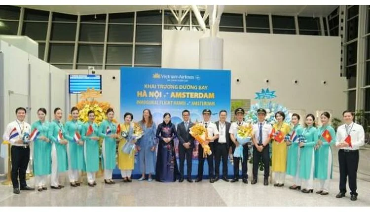 Vietnam Airlines launches direct Hanoi–Amsterdam route