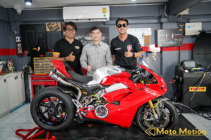 Panigale V4S