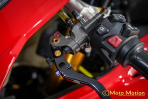 Panigale V4S